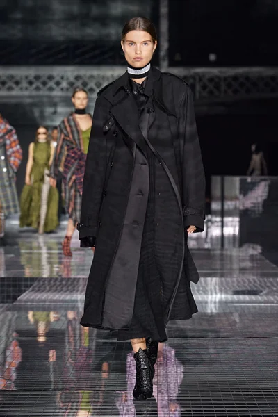 Look 73